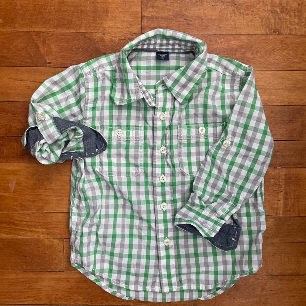 🐰 Easter Outfit 🐰 Green + Grey plaid button down 3T